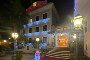 Гостиница Buono Hotel  Неаполь